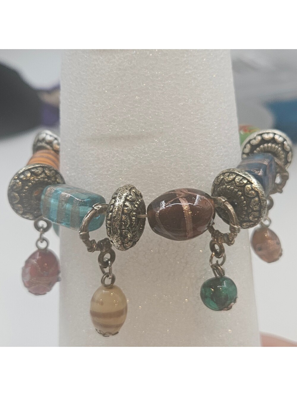 Vintage Artisan Murano Style Lampwork Glass Charm Stretch Bracelet Silver Tone